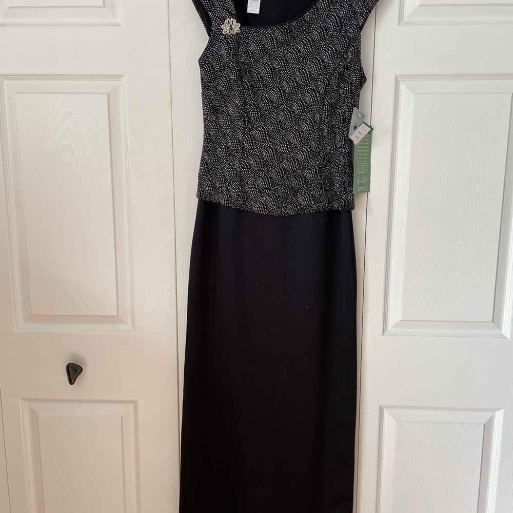 Women’s formal dress